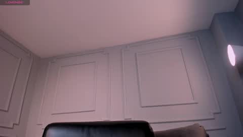  Maia  online show from 11.22.25