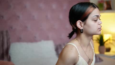  Maia  online show from 02.15.26