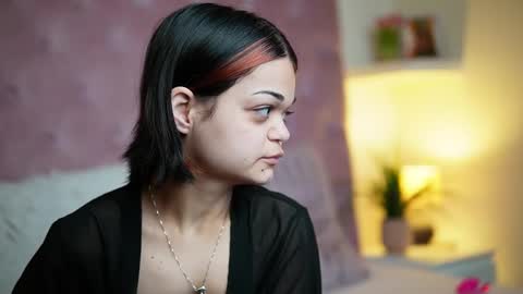  Maia  online show from 02.25.26