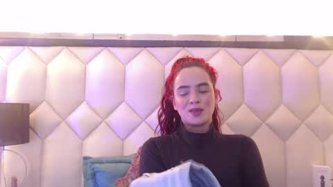 Maia  online show from 02.14.25