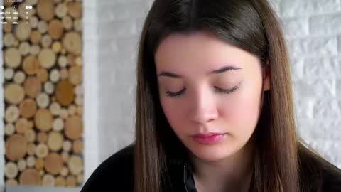 Lucy online show from 01.08.26