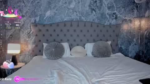 Snapshot of maiia_cute chatting on 09.22.25 Maiia Cute  online show from 09.22.25