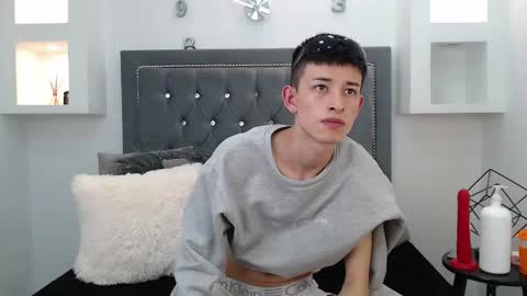 Maik Carver online show from 01.12.25