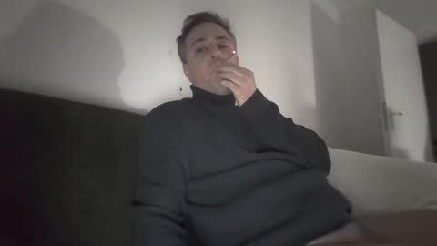 Snapshot of maikel_castel81 chatting on 03.03.26 maikel_castel81 online show from 03.03.26