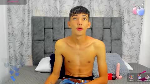 Snapshot of maikol_ortizz chatting on 11.23.25 Maikol online show from 11.23.25