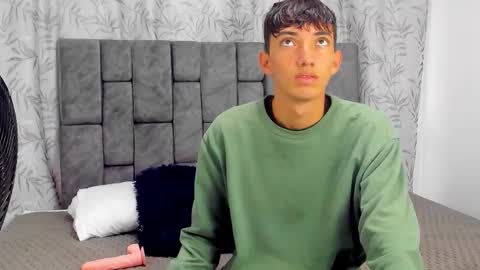 Snapshot of maikol_ortizz chatting on 11.28.25 Maikol online show from 11.28.25