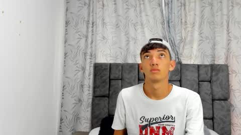 Snapshot of maikol_ortizz chatting on 12.21.25 Maikol online show from 12.21.25