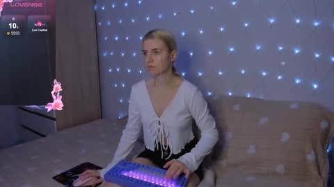 Your kitty online show from 10.14.25