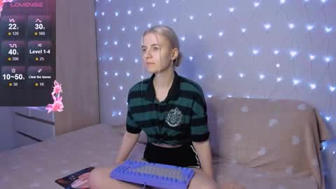 Your kitty online show from 11.06.25