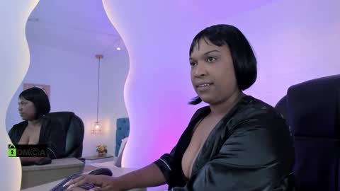 Mailyn  online show from 11.08.25