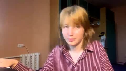 Evie online show from 06.19.26
