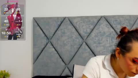 Snapshot of maiskeenzamara chatting on 02.22.26 Zamara.... online show from 02.22.26