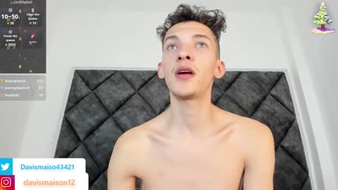 Maison Davis online show from 12.31.24