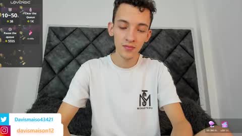 Maison Davis online show from 01.22.25