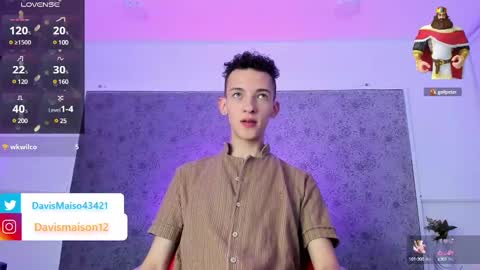 Maison Davis online show from 02.18.25