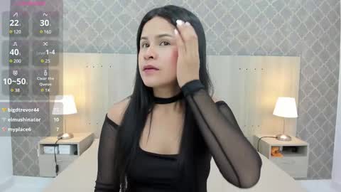 Snapshot of maite_jhon chatting on 02.23.25 online show from 02.23.25