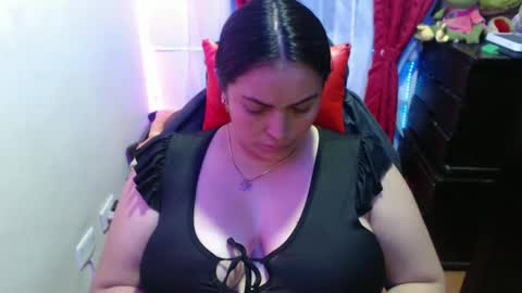 Hello friends Im on another account    online show from 02.07.25