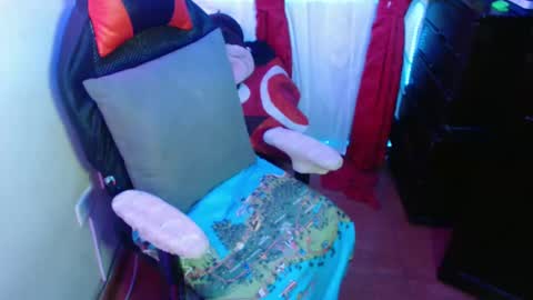 Hello friends Im on another account    online show from 02.09.25