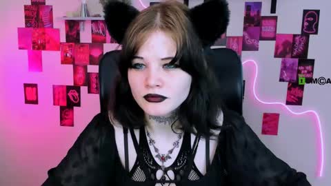 Snapshot of maja_beautiful chatting on 05.21.26 your dream online show from 05.21.26