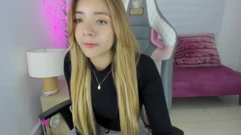 Majo online show from 02.10.25