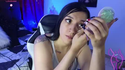 Snapshot of majuu__ chatting on 11.20.25 Celeste Bonet online show from 11.20.25