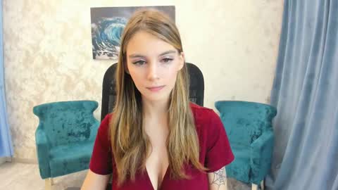 Chloe online show from 02.14.25