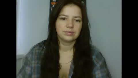 make_mesmile online show from 12.21.25