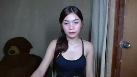 Snapshot of makeme_wettt chatting on 02.08.25 makeme_wettt online show from 02.08.25