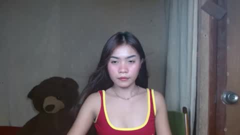 Snapshot of makeme_wettt chatting on 02.13.25 makeme_wettt online show from 02.13.25