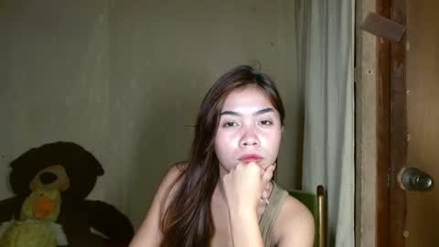 Snapshot of makeme_wettt chatting on 02.25.25 makeme_wettt online show from 02.25.25