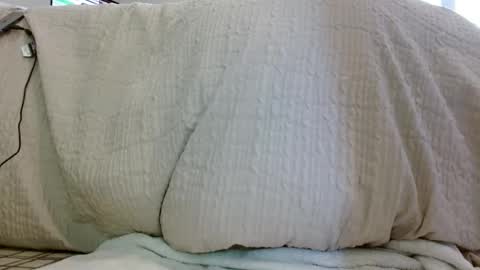 makemeplease89 online show from 09.30.25