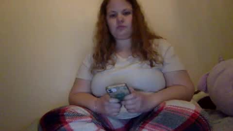 makemesquirt06 online show from 10.23.25