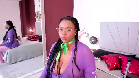 Snapshot of makena_gh chatting on 07.04.26 makena online show from 07.04.26