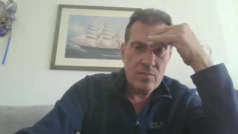 Snapshot of makis8989 chatting on 12.15.24 makis8989 online show from 12.15.24