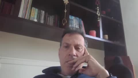 Snapshot of makis8989 chatting on 12.25.24 makis8989 online show from 12.25.24