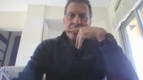 Snapshot of makis8989 chatting on 12.31.24 makis8989 online show from 12.31.24