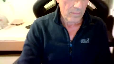 Snapshot of makis8989 chatting on 01.18.25 makis8989 online show from 01.18.25