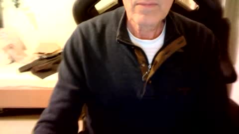 Snapshot of makis8989 chatting on 01.26.25 makis8989 online show from 01.26.25