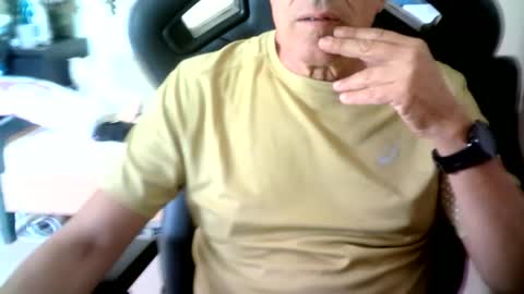 Snapshot of makis8989 chatting on 09.19.25 makis8989 online show from 09.19.25