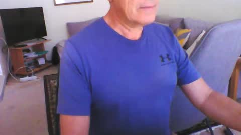 Snapshot of makis8989 chatting on 10.08.25 makis8989 online show from 10.08.25