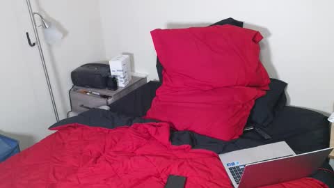 Snapshot of mako4eva chatting on 12.23.25 mako4eva online show from 12.23.25