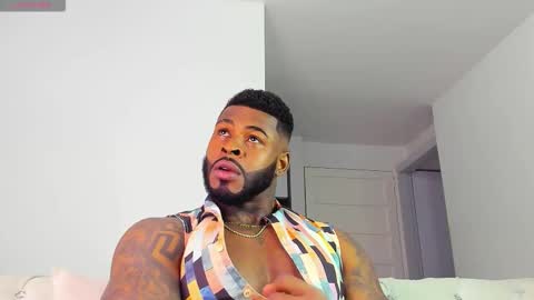 Snapshot of makonneen chatting on 03.14.26 Makonnen online show from 03.14.26