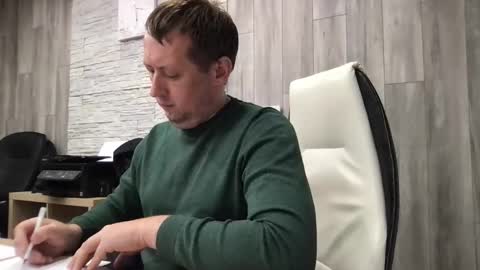 Snapshot of maks199402 chatting on 01.10.26 maksoffice online show from 01.10.26