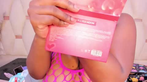 Snapshot of malaaiikaa chatting on 02.27.26 malaaiikaa online show from 02.27.26