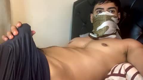 Snapshot of malekthick chatting on 07.05.26 malekthick online show from 07.05.26