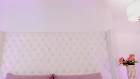 Snapshot of malena_angel_ chatting on 01.03.25 Malena Angel online show from 01.03.25