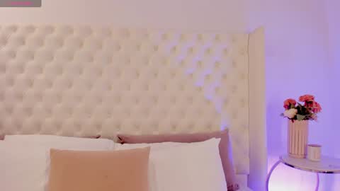 Snapshot of malena_angel_ chatting on 02.07.25 Malena Angel online show from 02.07.25