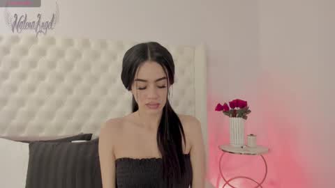 Snapshot of malena_angel_ chatting on 02.26.25 Malena Angel online show from 02.26.25