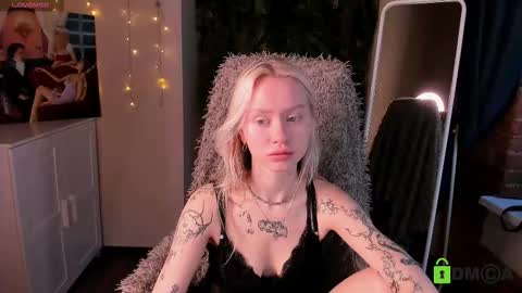 Malena online show from 11.14.25