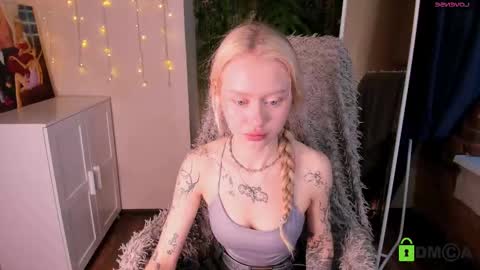 Malena online show from 11.21.25